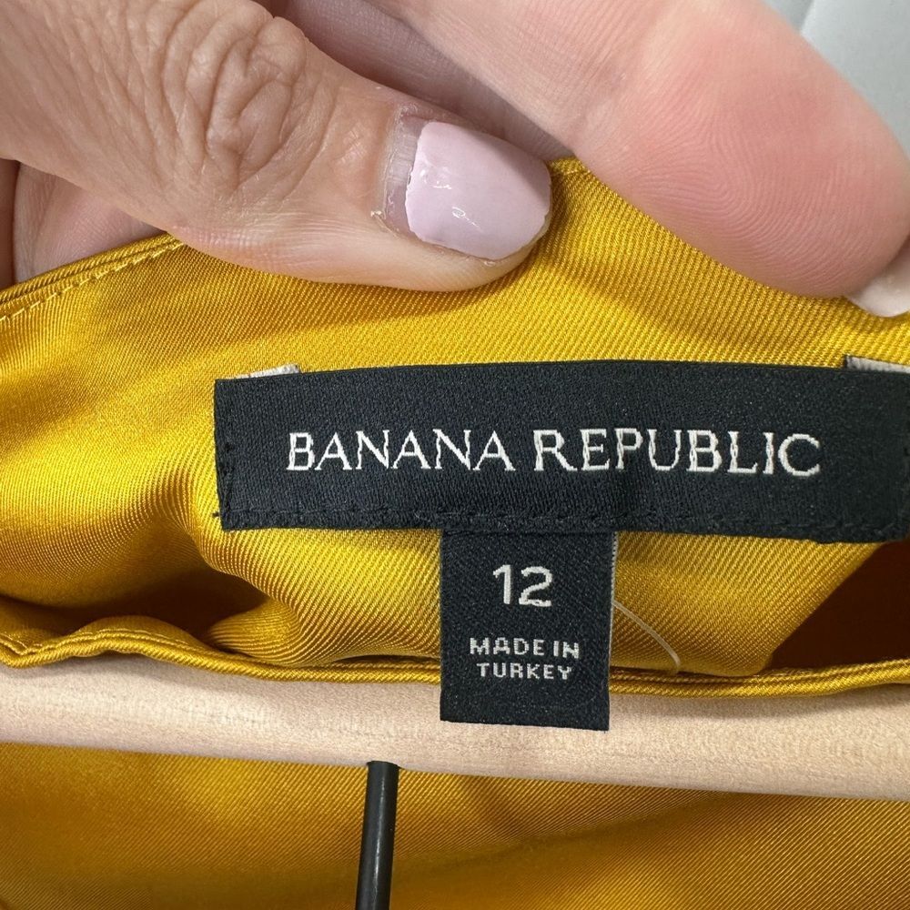 Banana Republic Golden Pleated A-Line Skirt Size 12 NWT - Picture 6 of 8